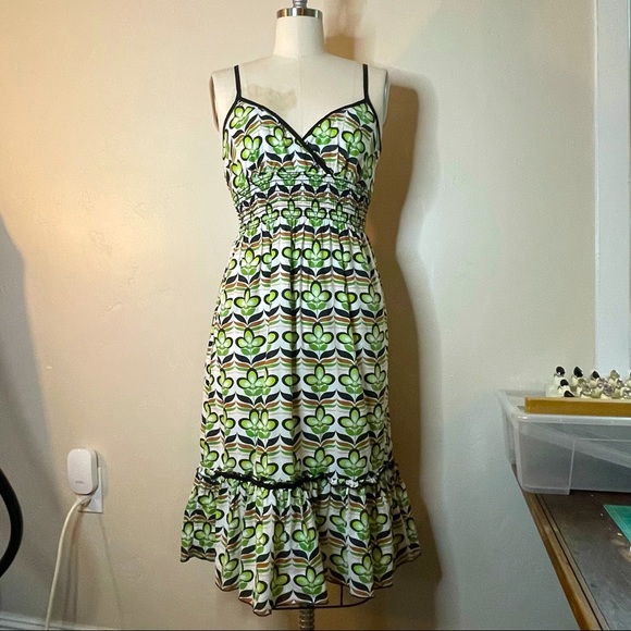 Bisou Bisou Dresses & Skirts - Bisou Bisou retro print midi dress size 10
